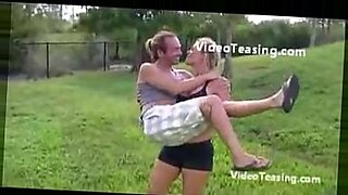 lift and carry lesbian sex