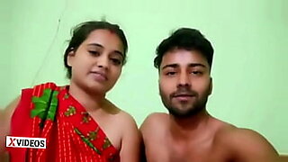 indian sex in devar and bhabhi in saree ass pressing