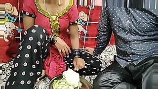 xxx tamil girl first time coming blood by uporn xvideo4