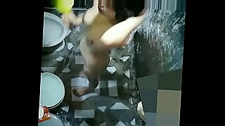 pinay boso habang naliligo sa pinsan k