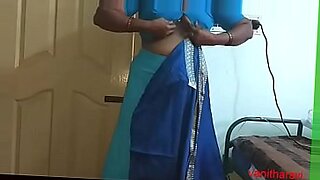 kannada heroin priyankaupendra sex photos in sari