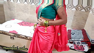 fat aunty saree sex housewife saree
