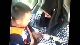 budak melayu tunjuk tetek