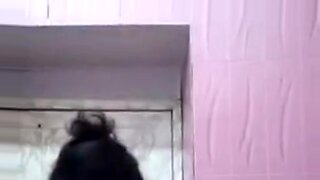 hidden camera 65 year old latina women fucks on bed