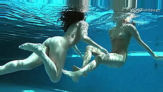 amateur couple in swimming pool