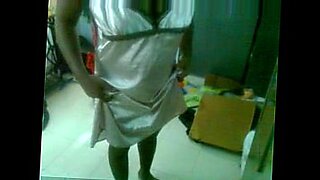 saree remove forcefully