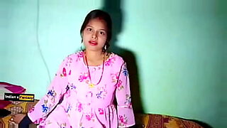 hindi gane par sexy videos download karni hai